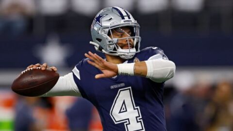 Dak Prescott connects with Jake Ferguson for smooth TD
