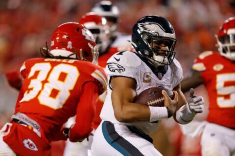 Eagles unsatisfied after winning Super Bowl rematch vs. Chiefs
