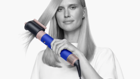 Early Cyber Monday: Dyson Airwrap multi-styler Complete Long on sale for $479.99