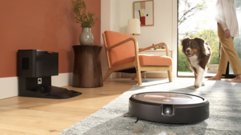 Early Cyber Monday: Roomba Combo j9+ vac on sale for $400 at Amazon