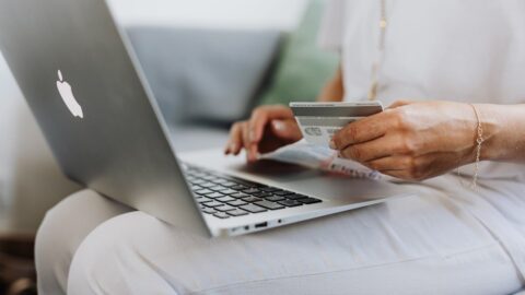 How to avoid online scams this Black Friday