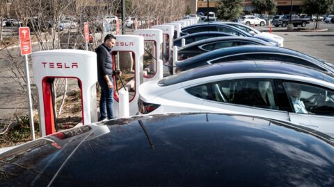 Tesla rolls out congestion pricing ahead of holiday travel season