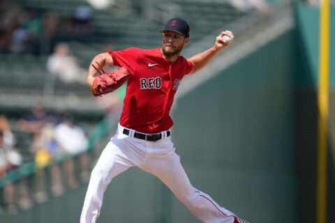 Braves acquire Chris Sale, cash from Red Sox for Vaughn Grissom