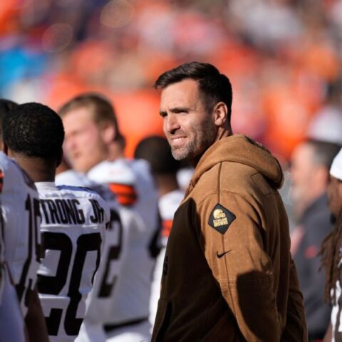 Browns name Flacco starter with Thompson-Robinson out