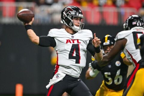 Falcons turning back to QB Taylor Heinicke, source confirms