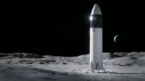 NASA astronauts test SpaceX’s crucial moon elevator