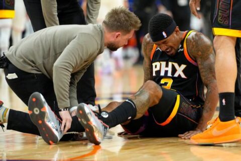 Suns’ Bradley Beal sprains ankle in latest injury setback