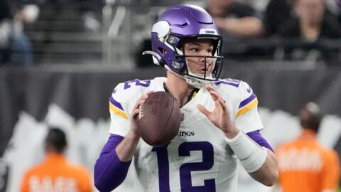 Vikings to start Nick Mullens at QB against Bengals