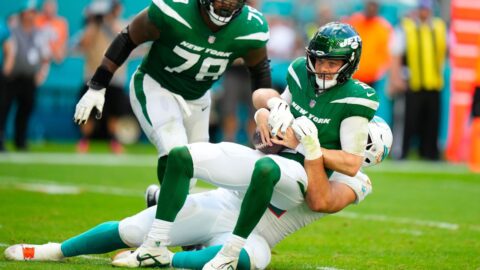 Zach Wilson concussed as Jets eliminated from playoff contention
