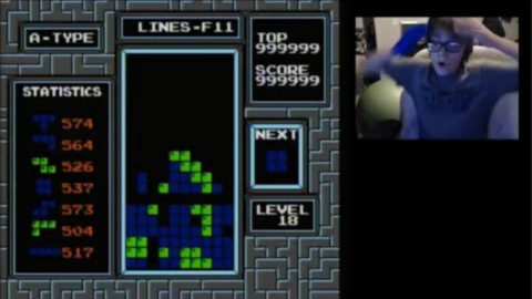 See the moment a 13-year-old beats Tetris for the first time in history