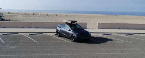Tesla Model Y owner adds DIY solar roof to his car