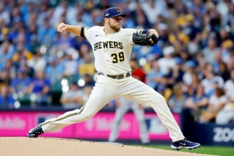 Orioles acquire former Cy Young winner Corbin Burnes from Brewers