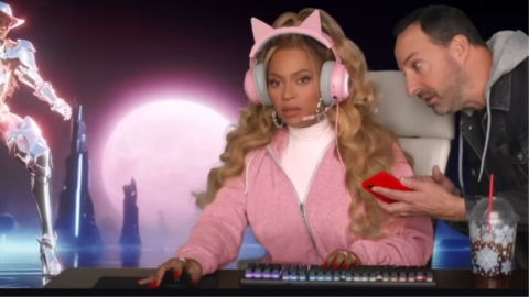 Where to buy Beyoncé’s pink kitty headphones