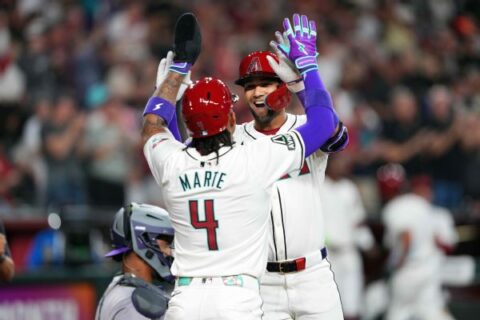 D-backs hammer Rockies with Opening Day-record 14-run inning