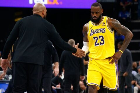 LeBron James being ‘strategic’ with health vs. Lakers’ seeding
