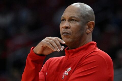 Sources — Louisville to inform Kenny Payne he’s out as coach