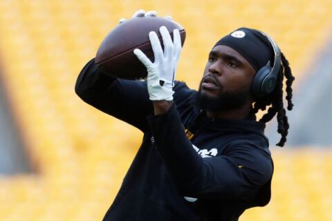 Steelers to trade Diontae Johnson to Panthers, sources say