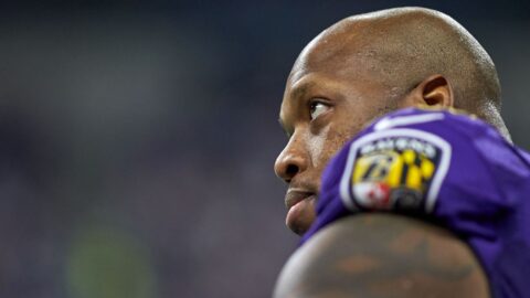 Ex-NFL star Terrell Suggs faces two charges in Arizona