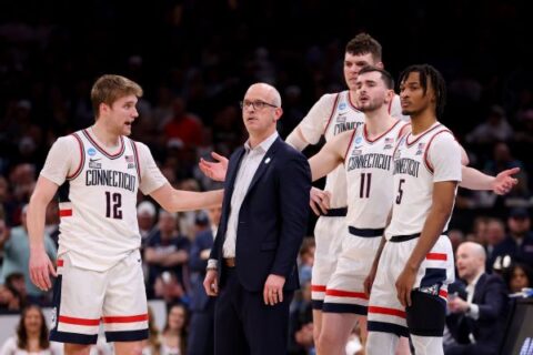 UConn men’s team delayed to Final Four after plane issues