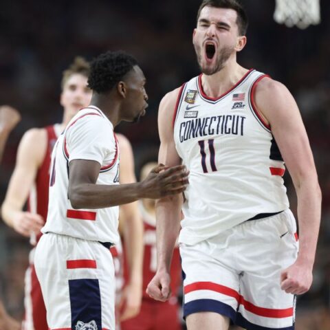 UConn outlasts Alabama, will face Purdue for NCAA title