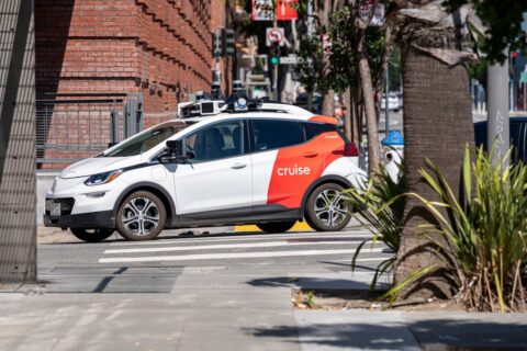 GM’s Cruise ramps up robotaxi testing in Phoenix
