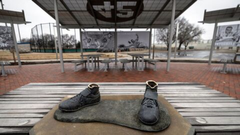 Kansas man pleads guilty to theft of Jackie Robinson statue