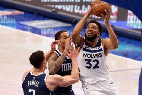 Karl-Anthony Towns’ shooting woes continue in Wolves’ loss