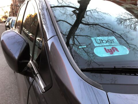 Uber and Lyft’s ride-hailing deal with Minnesota comes with a cost