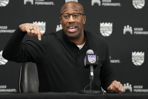 Kings’ Brown gets big raise, deal extended through ’26-27, agent says