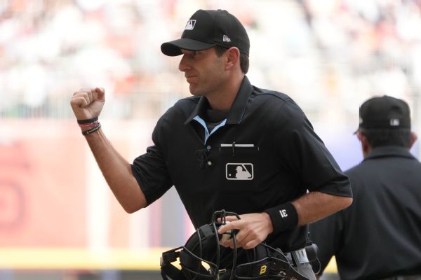 MLB disciplines umpire Pat Hoberg for violating gambling rules