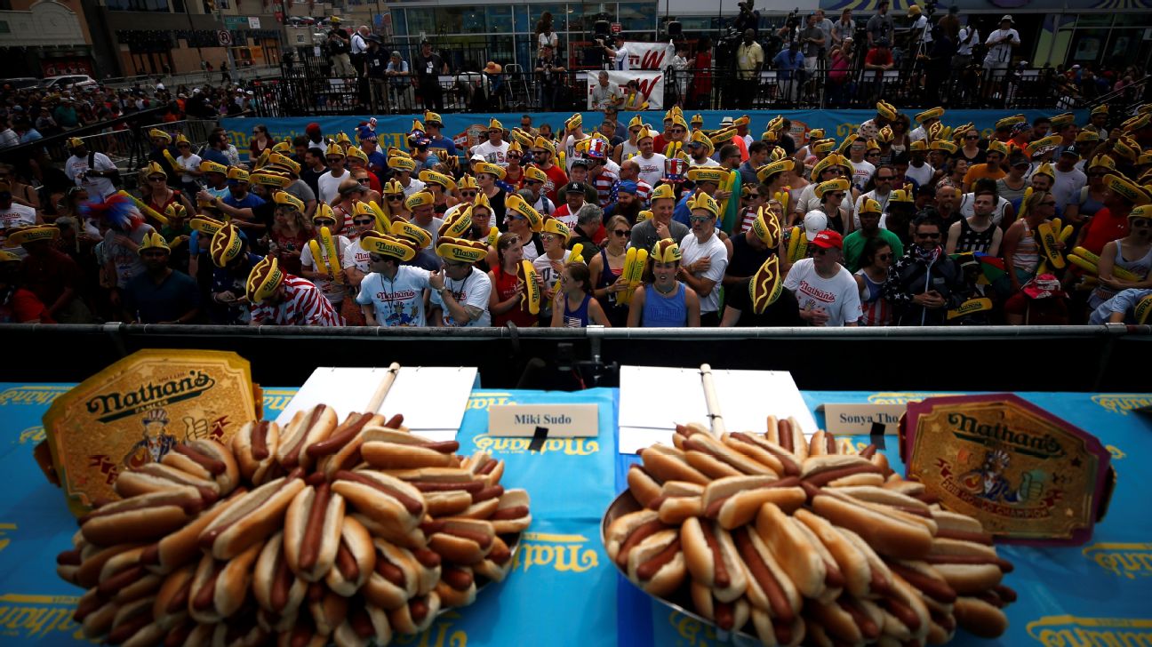 No clear chomp-ion favorite in hot dog race with Chestnut out